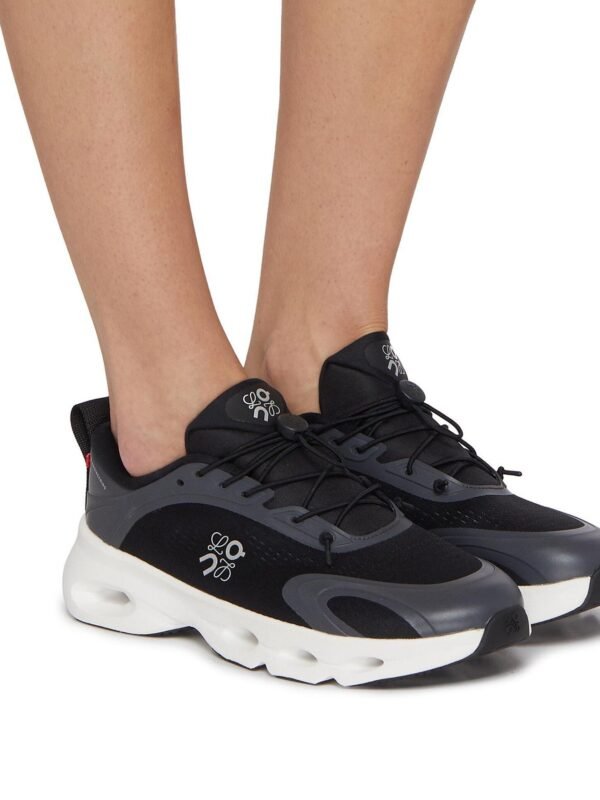 On Running Cloudsolo LOEWE Black White