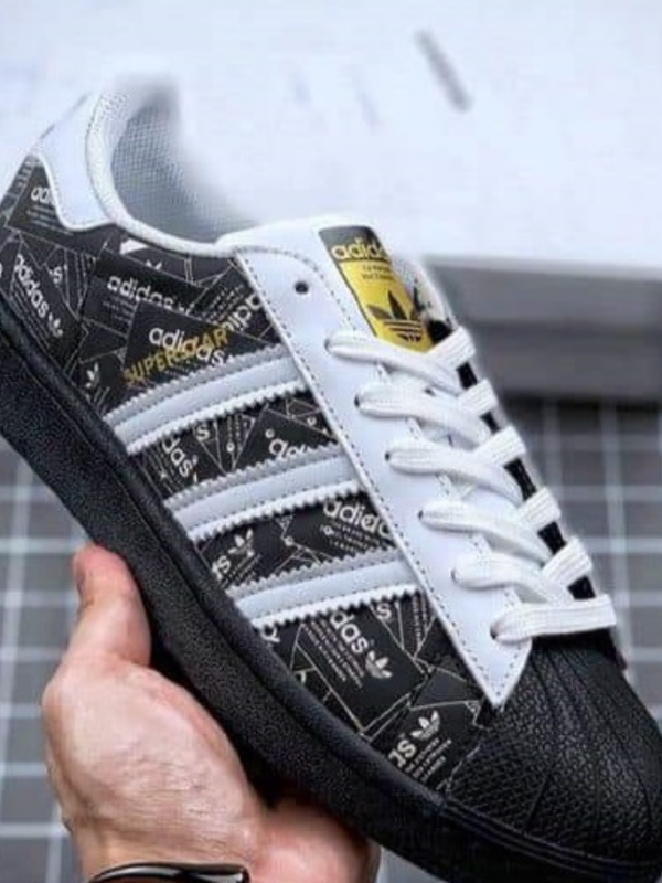 Adidas Superstar