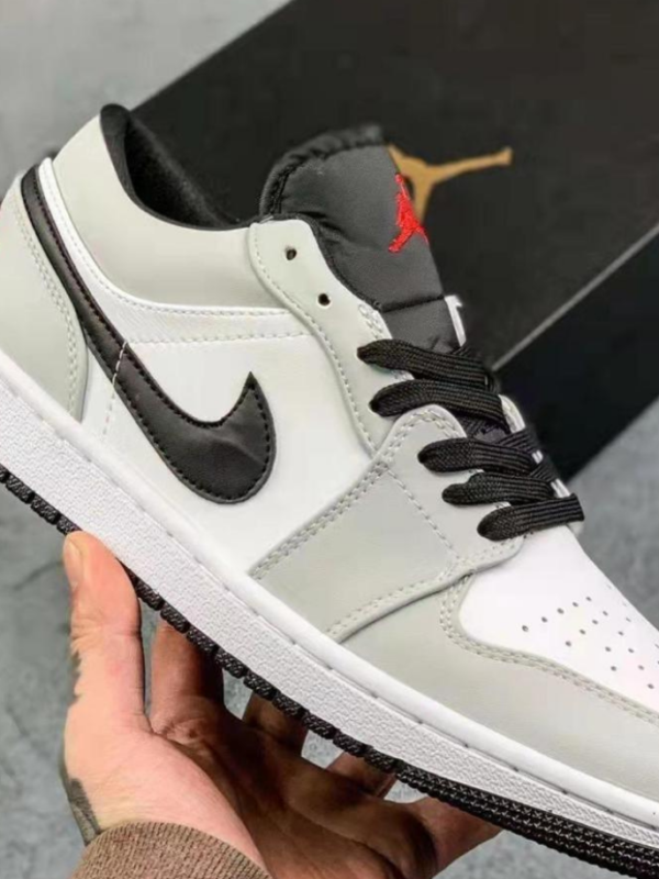 Nike Air Jordan 1 Low Smoked Grey