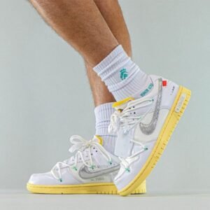 Off White X Nike Dunk Lot 1 On Feet