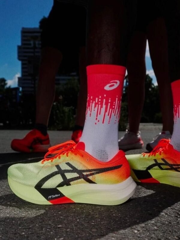 ASICS Metaspeed Edge Paris Safety Yellow