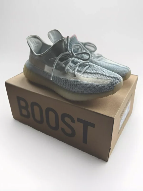 Adidas yeezy boost 350 v2 cream/triple white