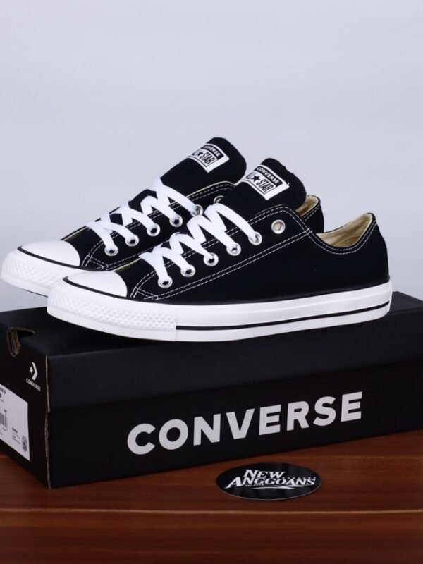 CONVERSE Chuck Taylor All Star Classic Low