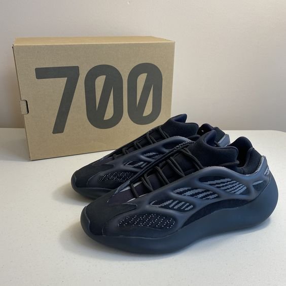 Adidas Yeezy 700 V3 Alvah Shoes