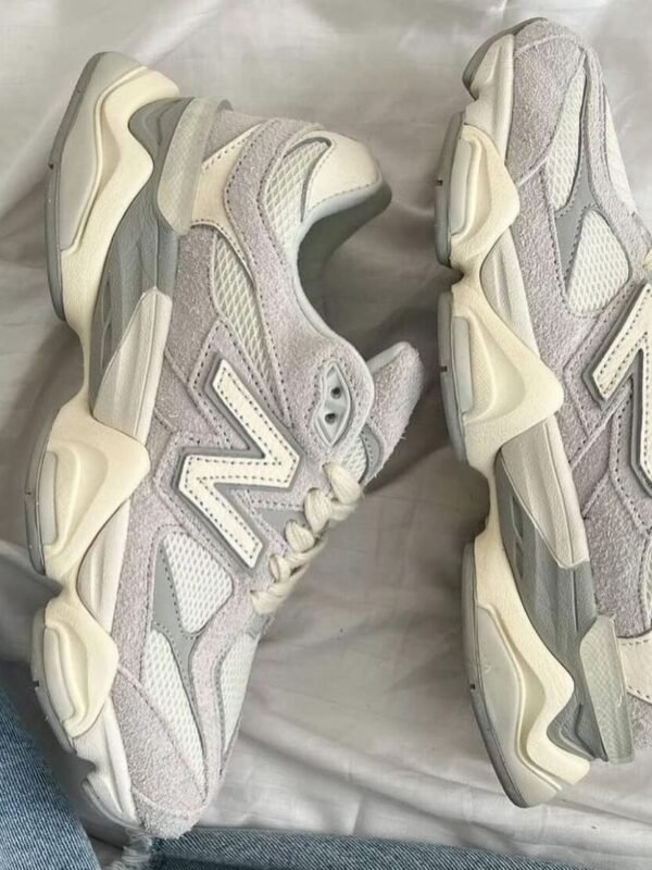 New Balance 9060 Quartz Gray