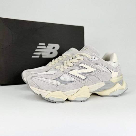 New Balance 9060 Low Top Quartz Grey Sneakers
