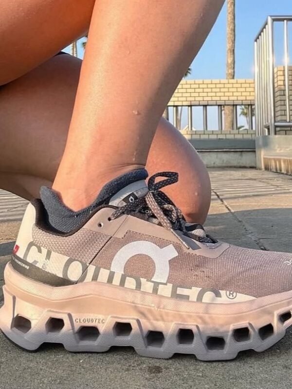 ON Cloudmonster 2 Hyper Undyed