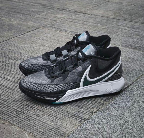 Men Nike Kyrie 8 Black shoes