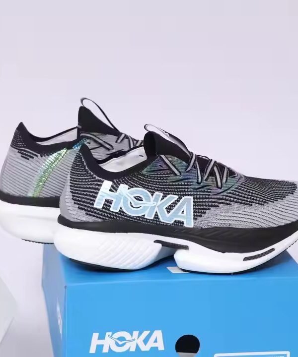 HOKA cielo X1