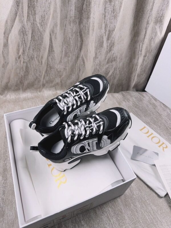 Dior Chrono Sneakers