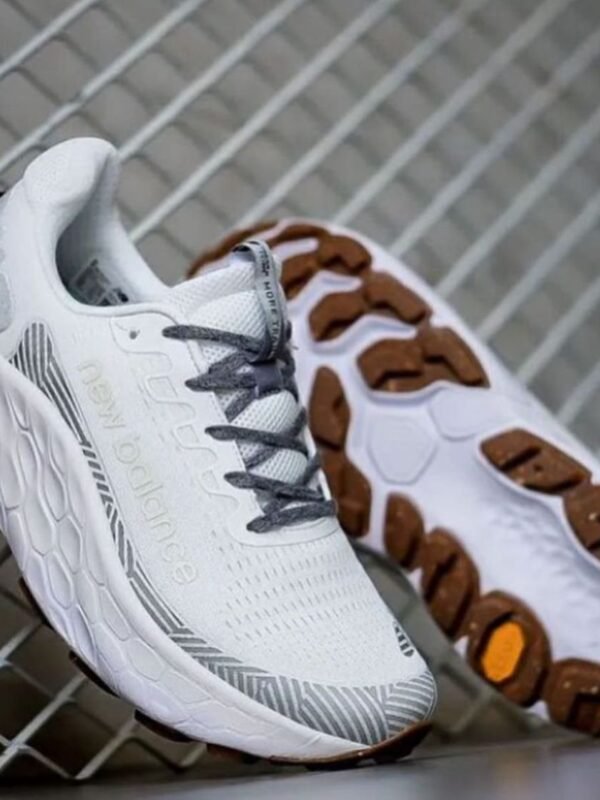 New Balance Fresh Foam X More Trail V3