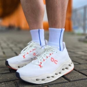On Running Cloudsurfer Max Ivory Salmon