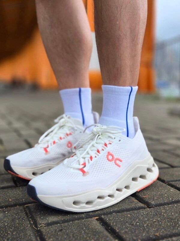 On Running Cloudsurfer Max Ivory Salmon