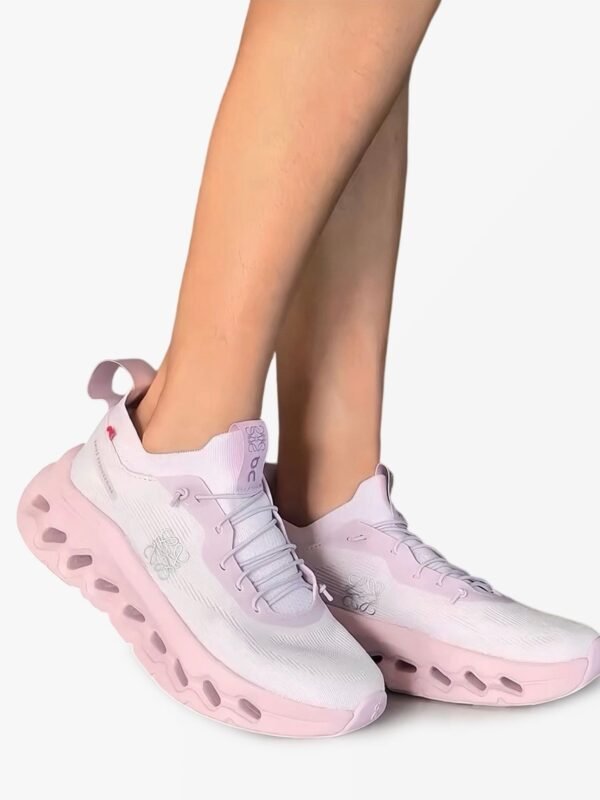On Running Cloudtilt LOEWE Pale Pink