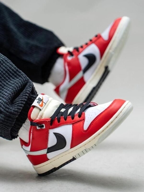 Nike Dunk Low Chicago Split