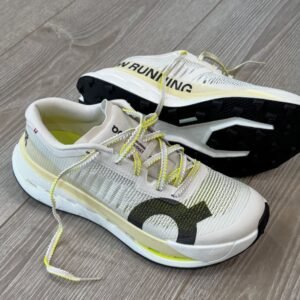 On Running Cloudultra 3 Pearl | Lychee