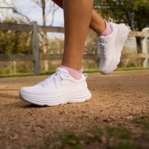Hoka One One Bondi 8 – White