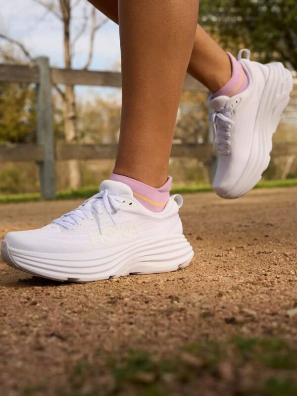 Hoka One One Bondi 8 – White