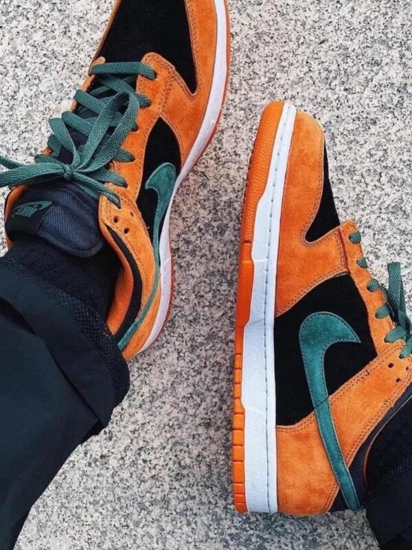 Dunk Low Ceramic