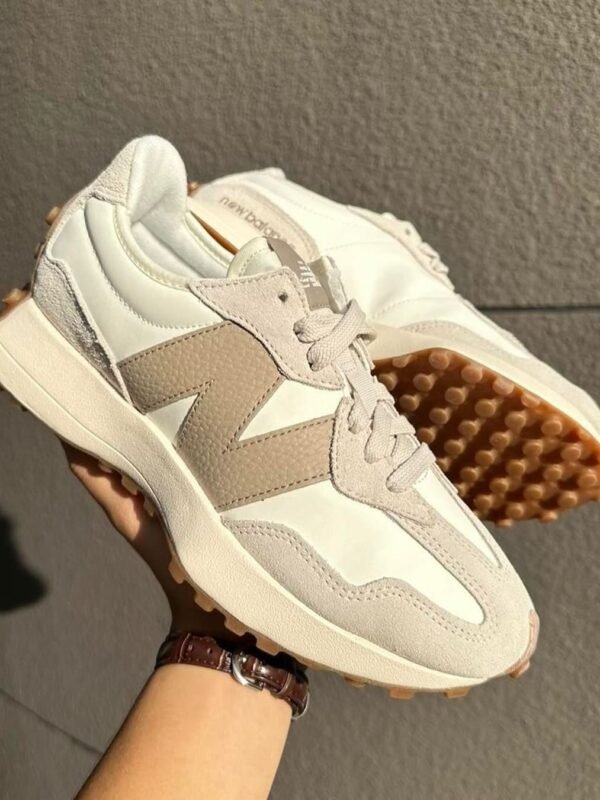 NB 327 White brown