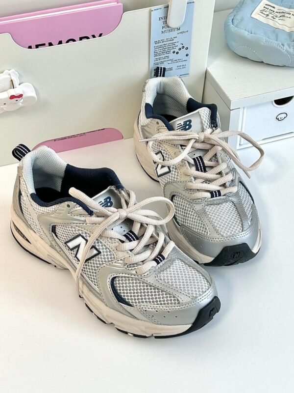 New Balance 530