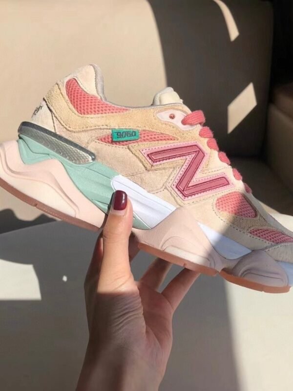 New Balance 9060 Sea Salt Pink Beige