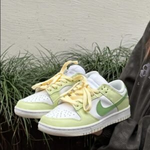 Nike Dunk Avocado Milk Green