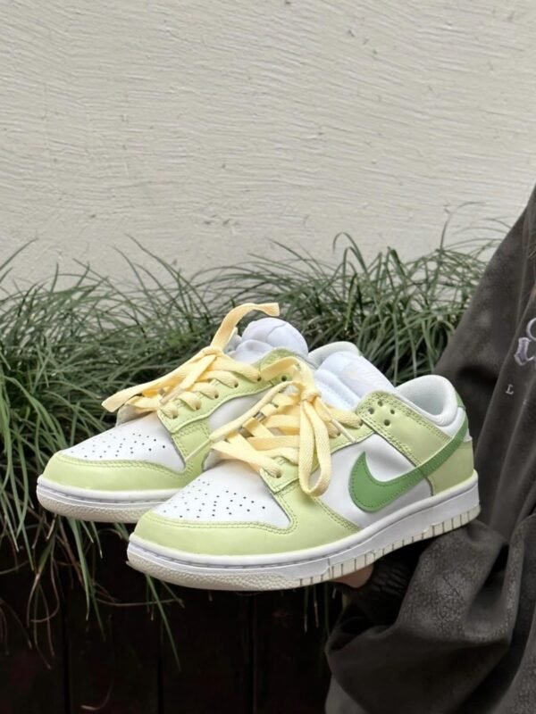 Nike Dunk Avocado Milk Green
