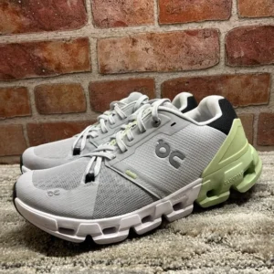 On Cloudflyer 4 Shoes