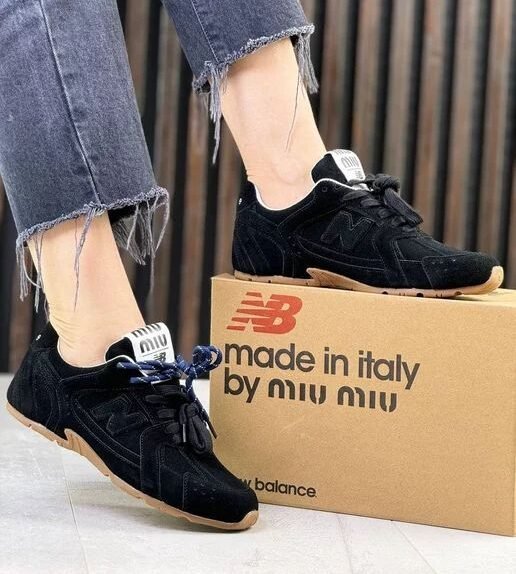 New Balance 530 x Miu Miu