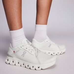 On Running Cloud X 4 AD White Wolf
