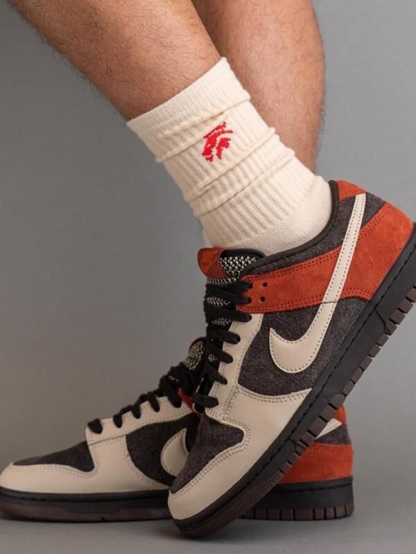 Nike Dunk Low Red Panda