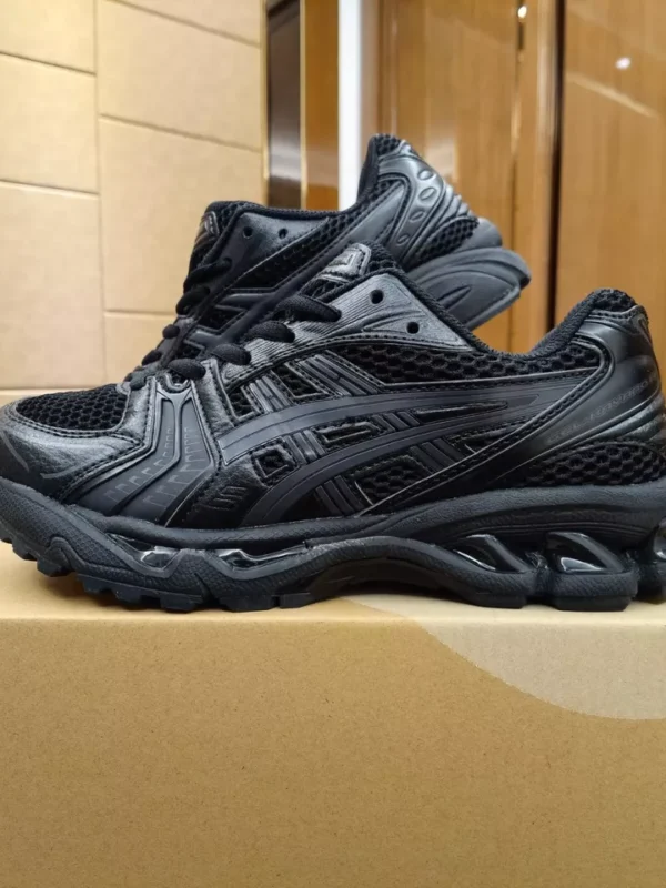 ASICS GEL-Kayano 14 Black