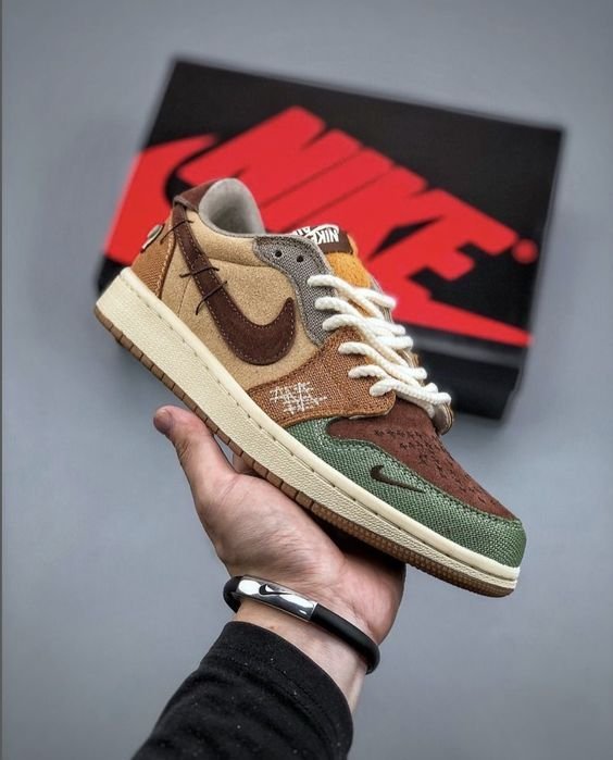 Nike Air Jordan 1 Low Voodoo