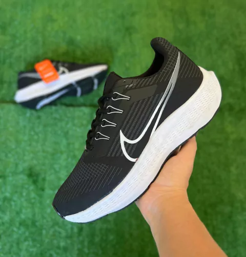 Nike Men’s Air Zoom Pegasus